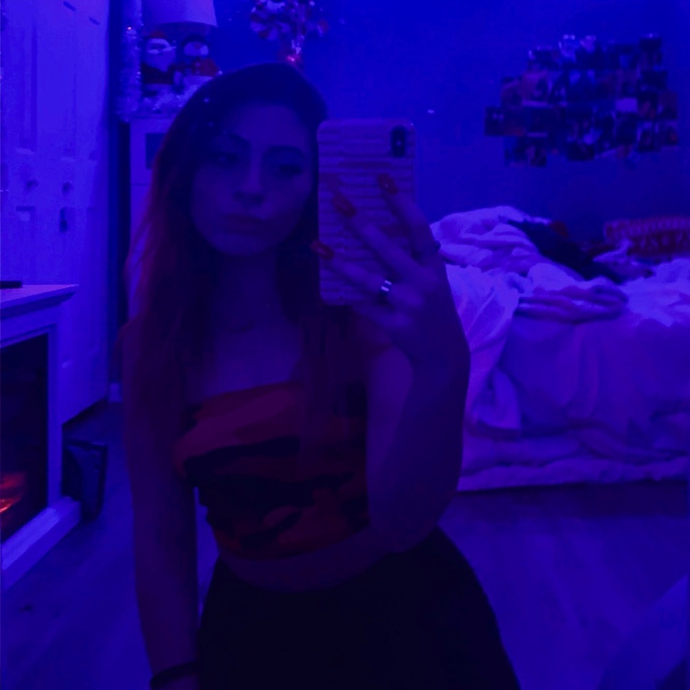 Meet your Posher, Nicole